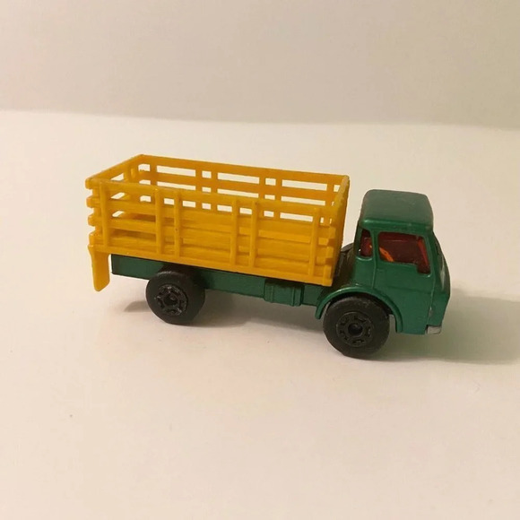 Vintage 1976 Matchbox Cattle  Truck Superfast Diecast and Plastic - Picture 3 of 11